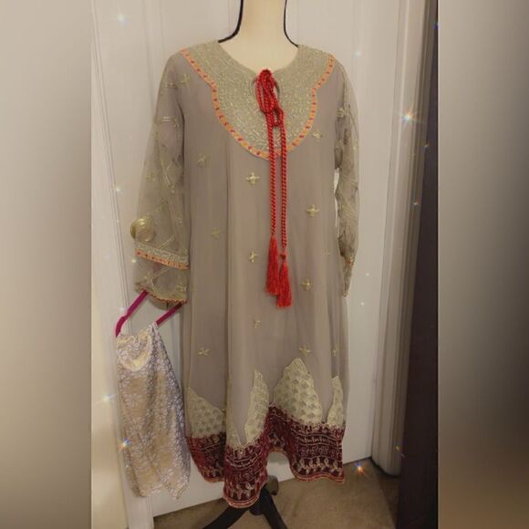 PAKISTANI DESIGNER SEMI FORMAL DRESS INDIAN
CUSTOM MADE - Picture 2 of 8